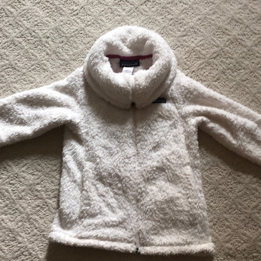 Patagonia fleece girls